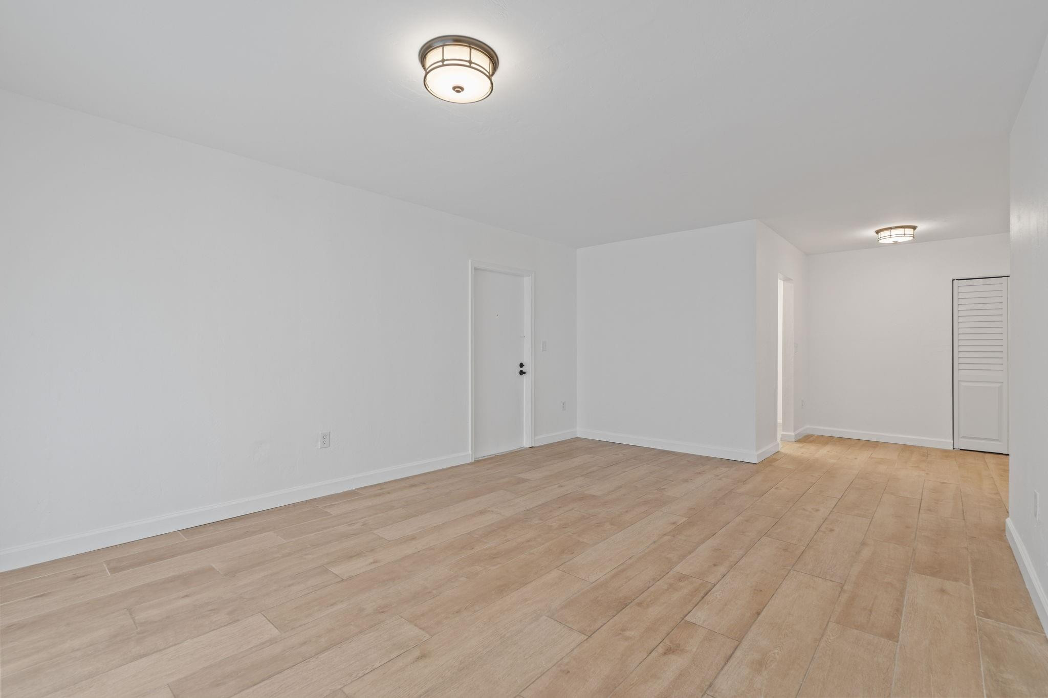 7831 Southwest 56th Street, Unit 112B Miami, FL 33155 - Photo 7 of 28 Photo 7