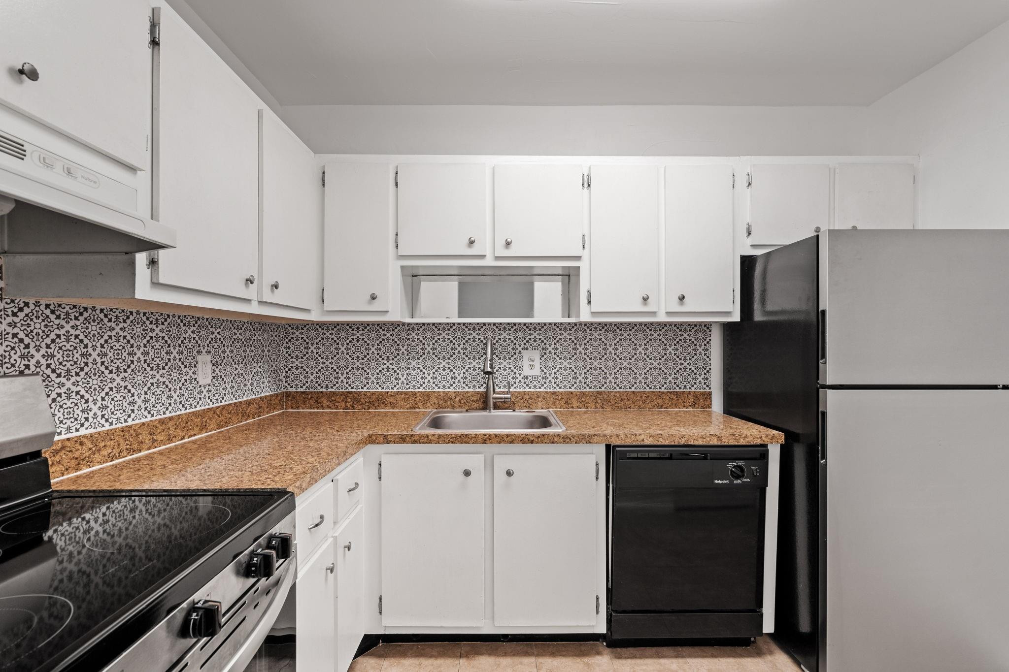 7831 Southwest 56th Street, Unit 112B Miami, FL 33155 - Photo 10 of 28 Photo 10