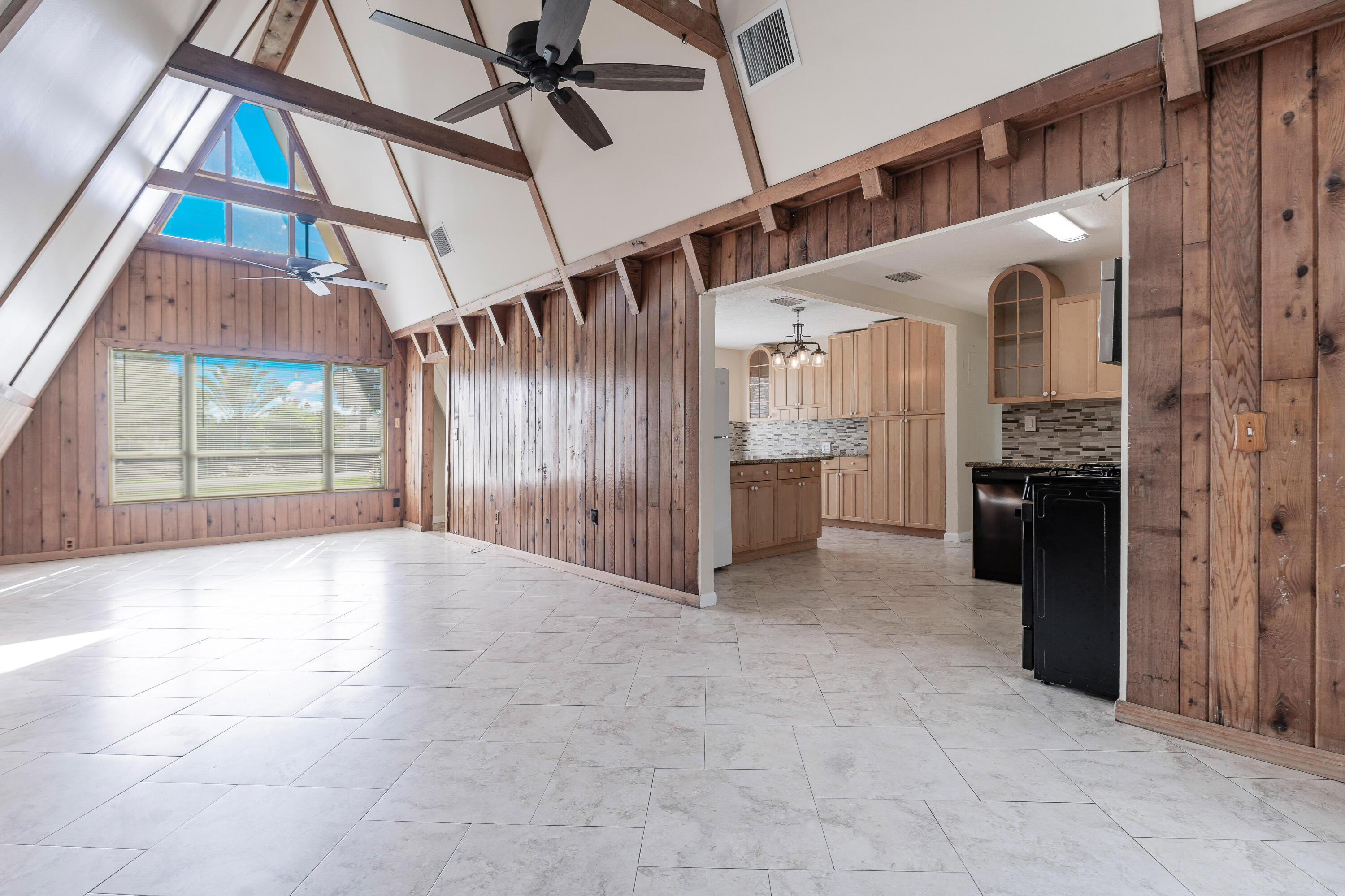775 Chase Road West Palm Beach, FL 33415 - Photo 16 of 86 15