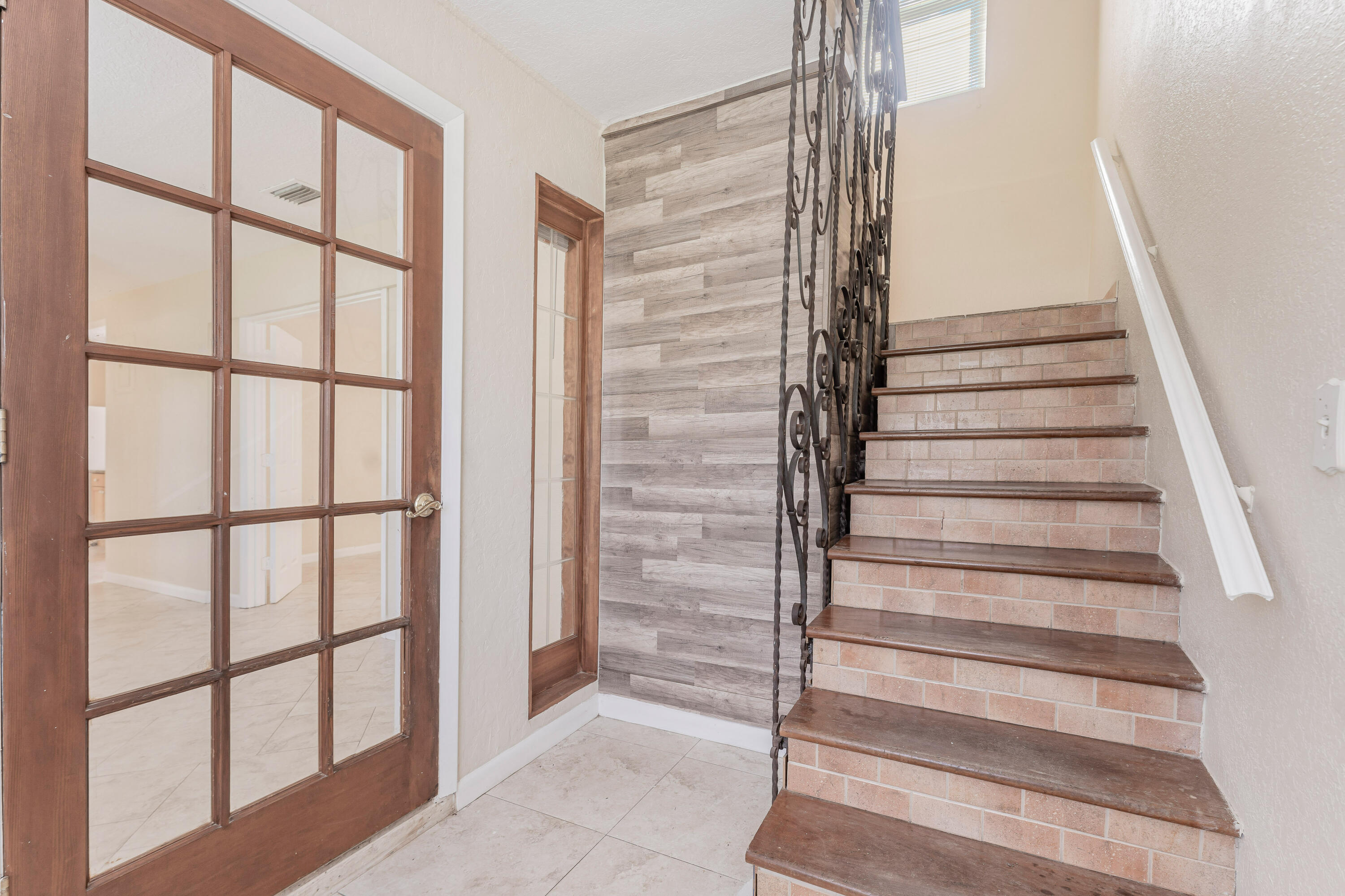 775 Chase Road West Palm Beach, FL 33415 - Photo 31 of 86 30