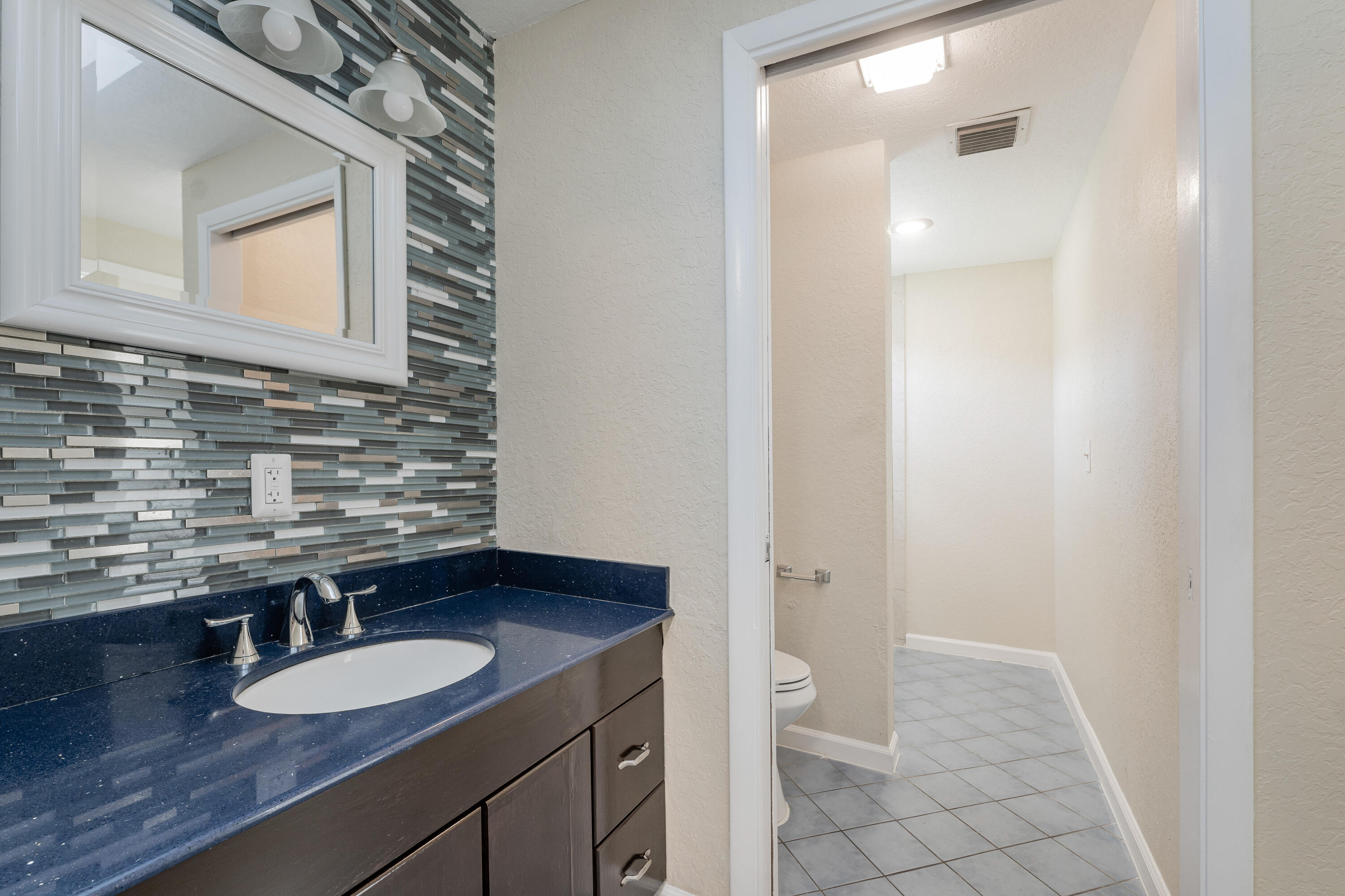 775 Chase Road West Palm Beach, FL 33415 - Photo 44 of 86 43