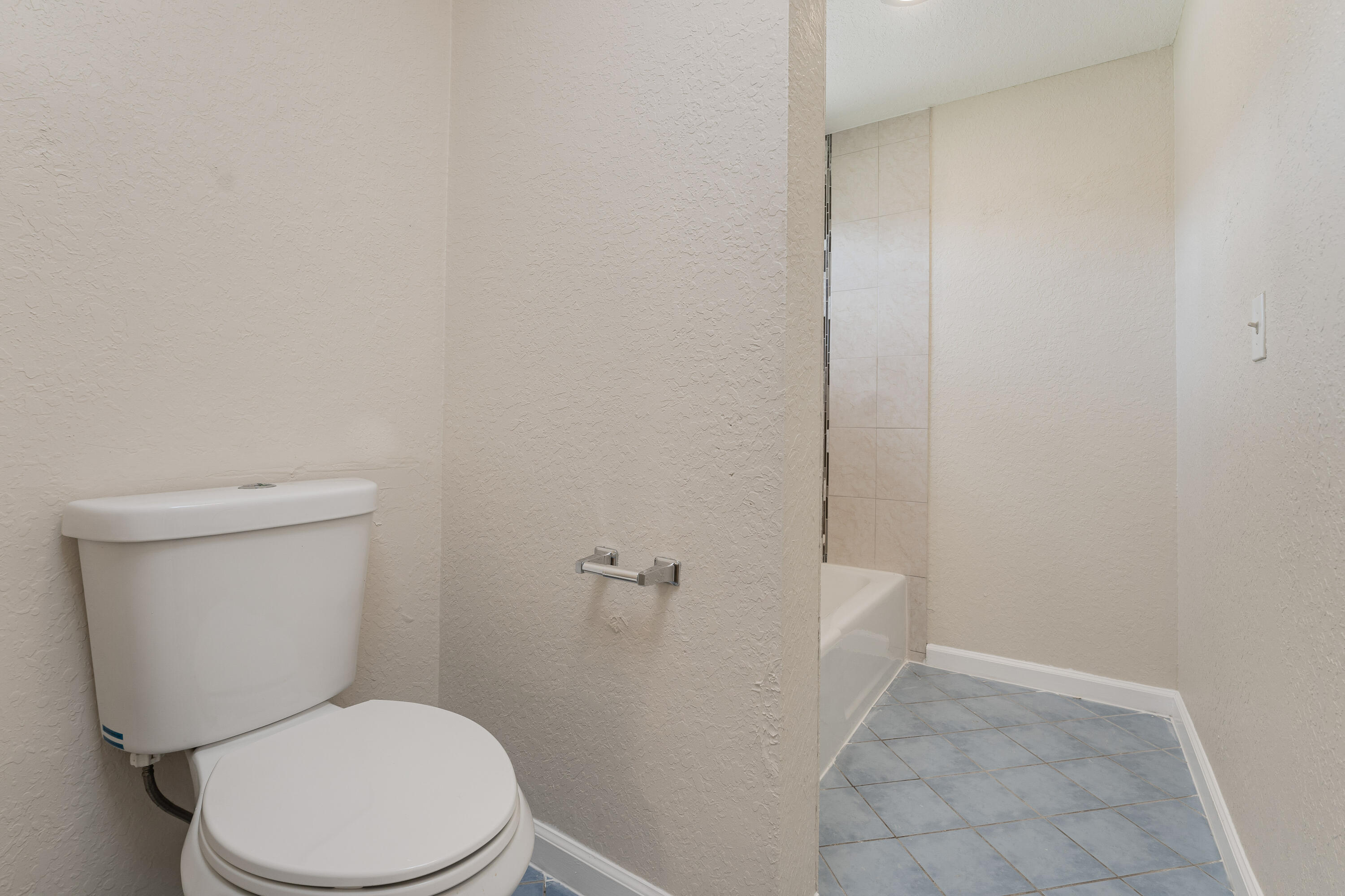 775 Chase Road West Palm Beach, FL 33415 - Photo 45 of 86 44