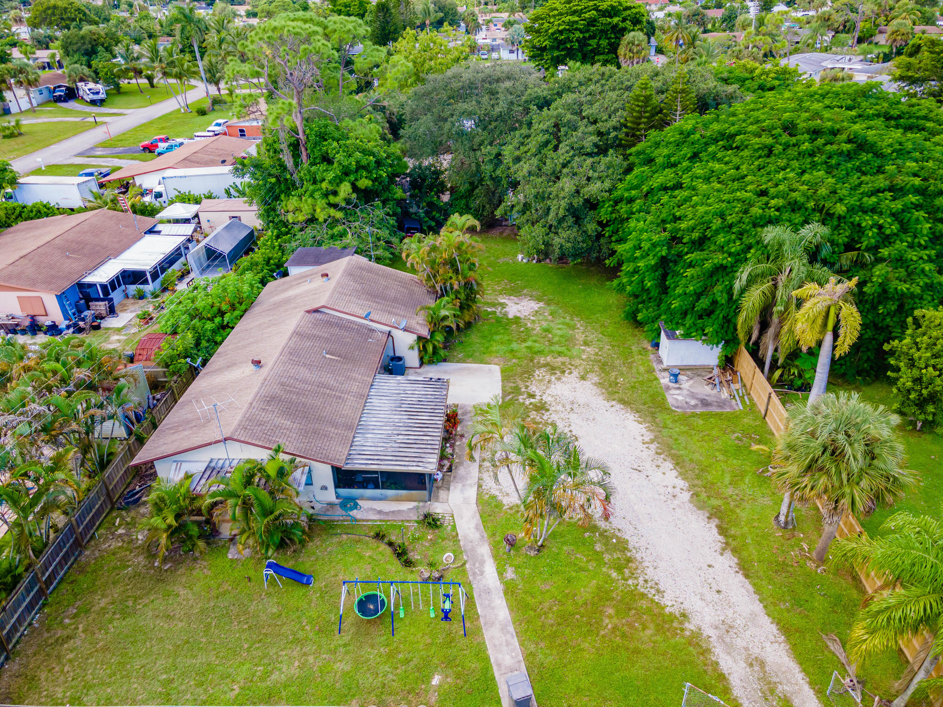 775 Chase Road West Palm Beach, FL 33415 - Photo 61 of 86 57