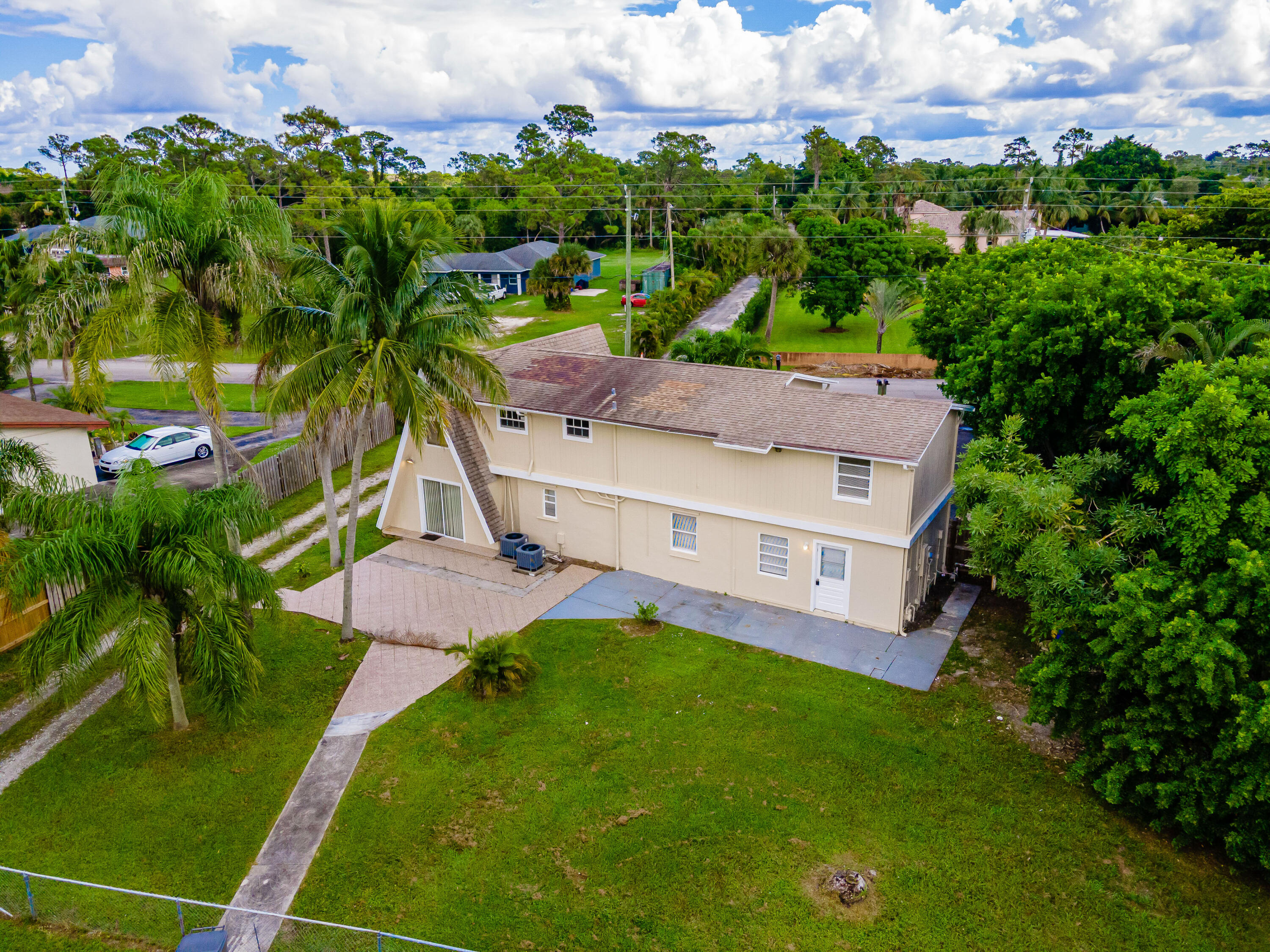 775 Chase Road West Palm Beach, FL 33415 - Photo 7 of 86 06