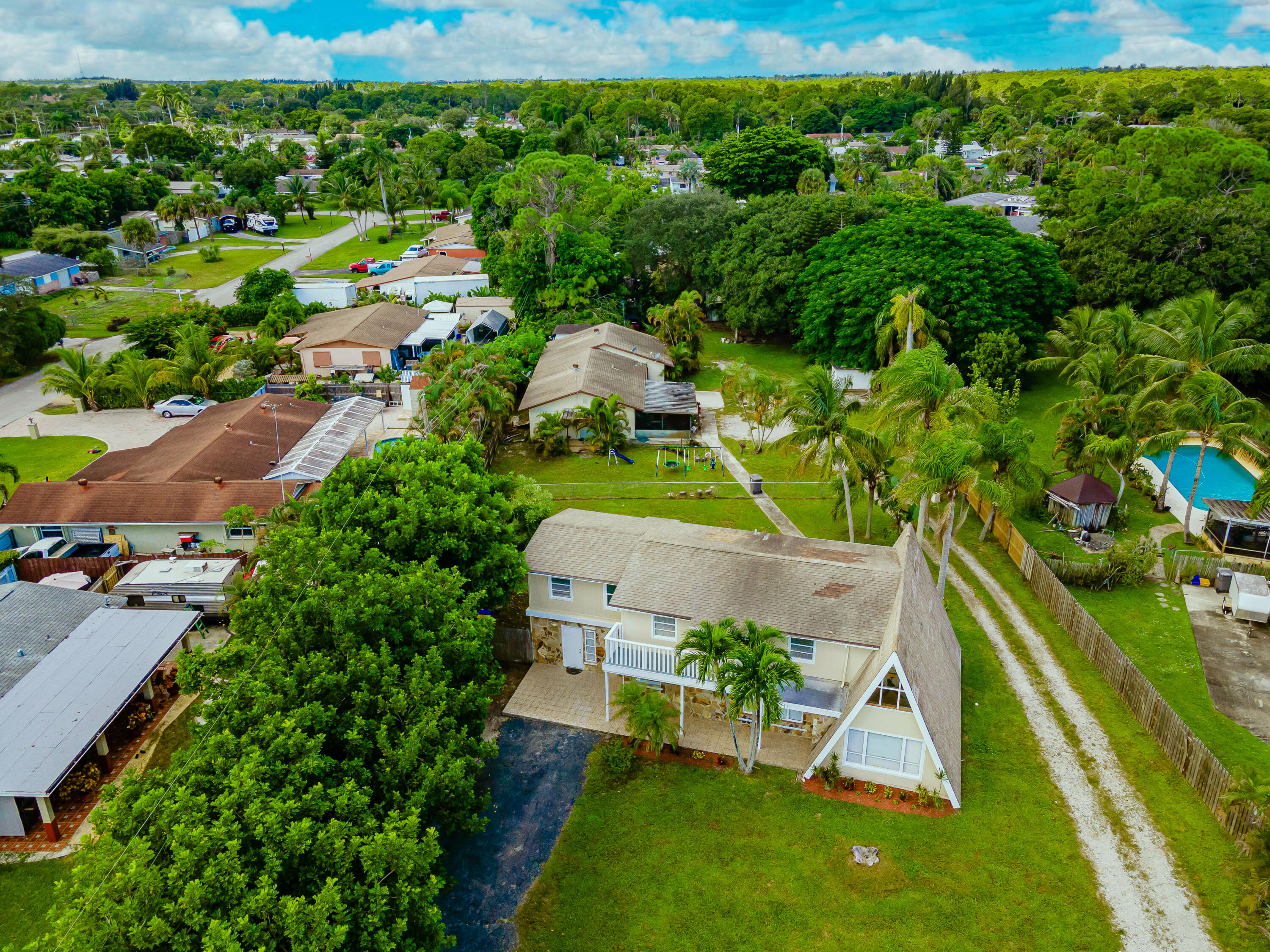 775 Chase Road West Palm Beach, FL 33415 - Photo 8 of 86 07