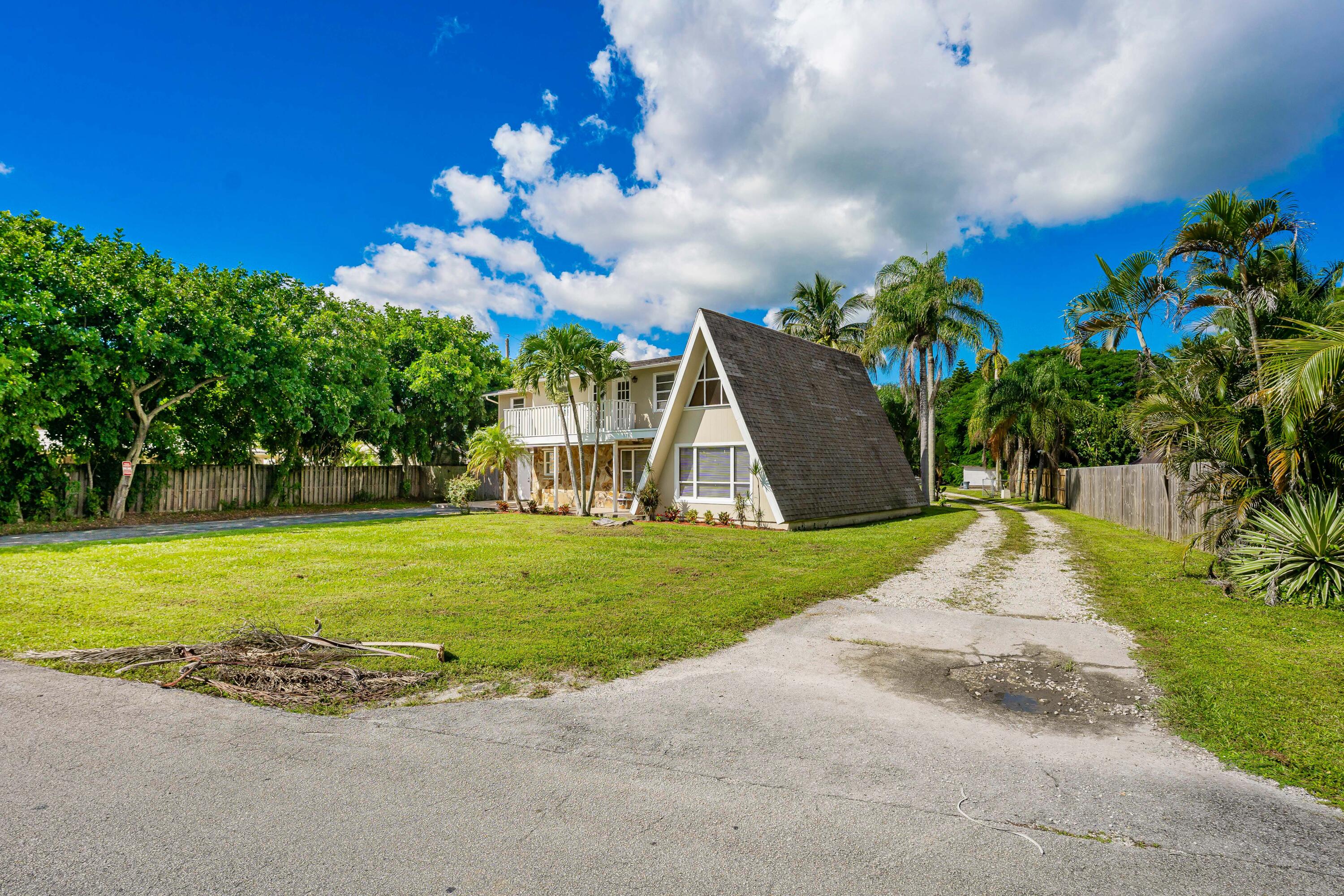 775 Chase Road West Palm Beach, FL 33415 - Photo 9 of 86 08