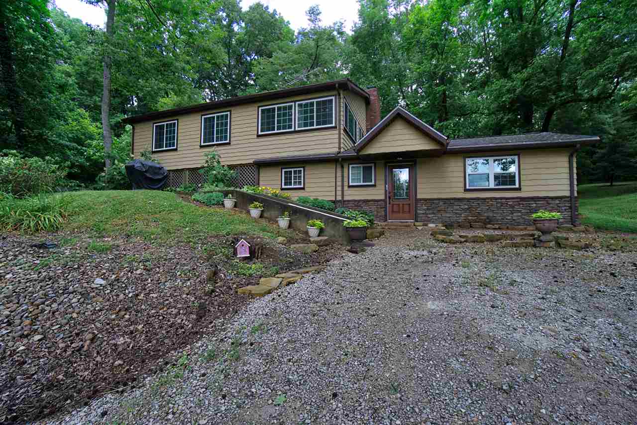 4015 Kleitz Road Evansville, IN 47720 - Photo 1 of 36 Gallery Image 1