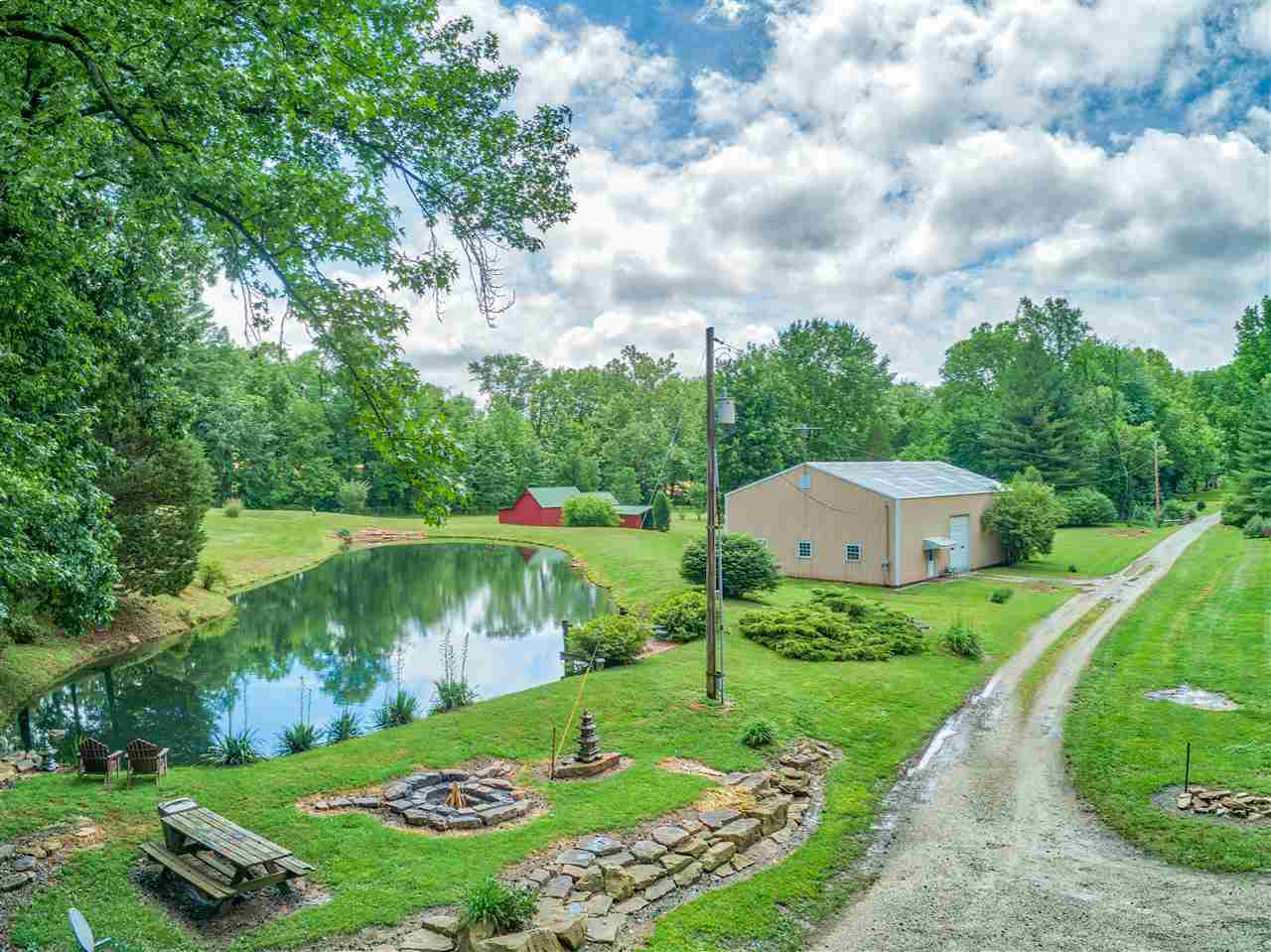 4015 Kleitz Road Evansville, IN 47720 - Photo 3 of 36 Gallery Image 3