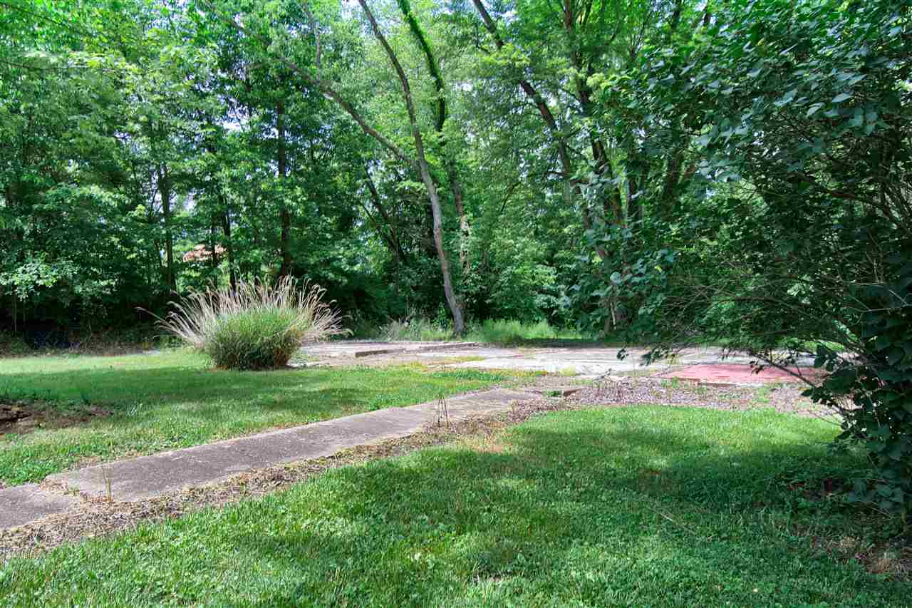 4015 Kleitz Road Evansville, IN 47720 - Photo 34 of 36 Gallery Image 34