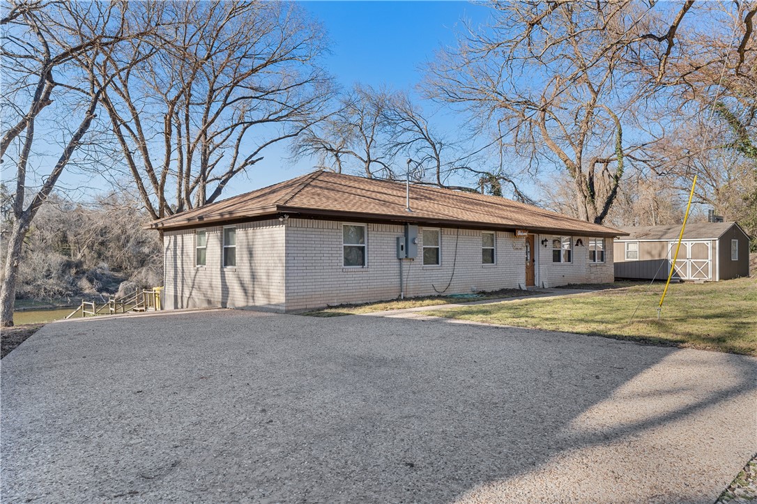 121 Pr 202 Aquilla, TX 76622 - Photo 2 of 25