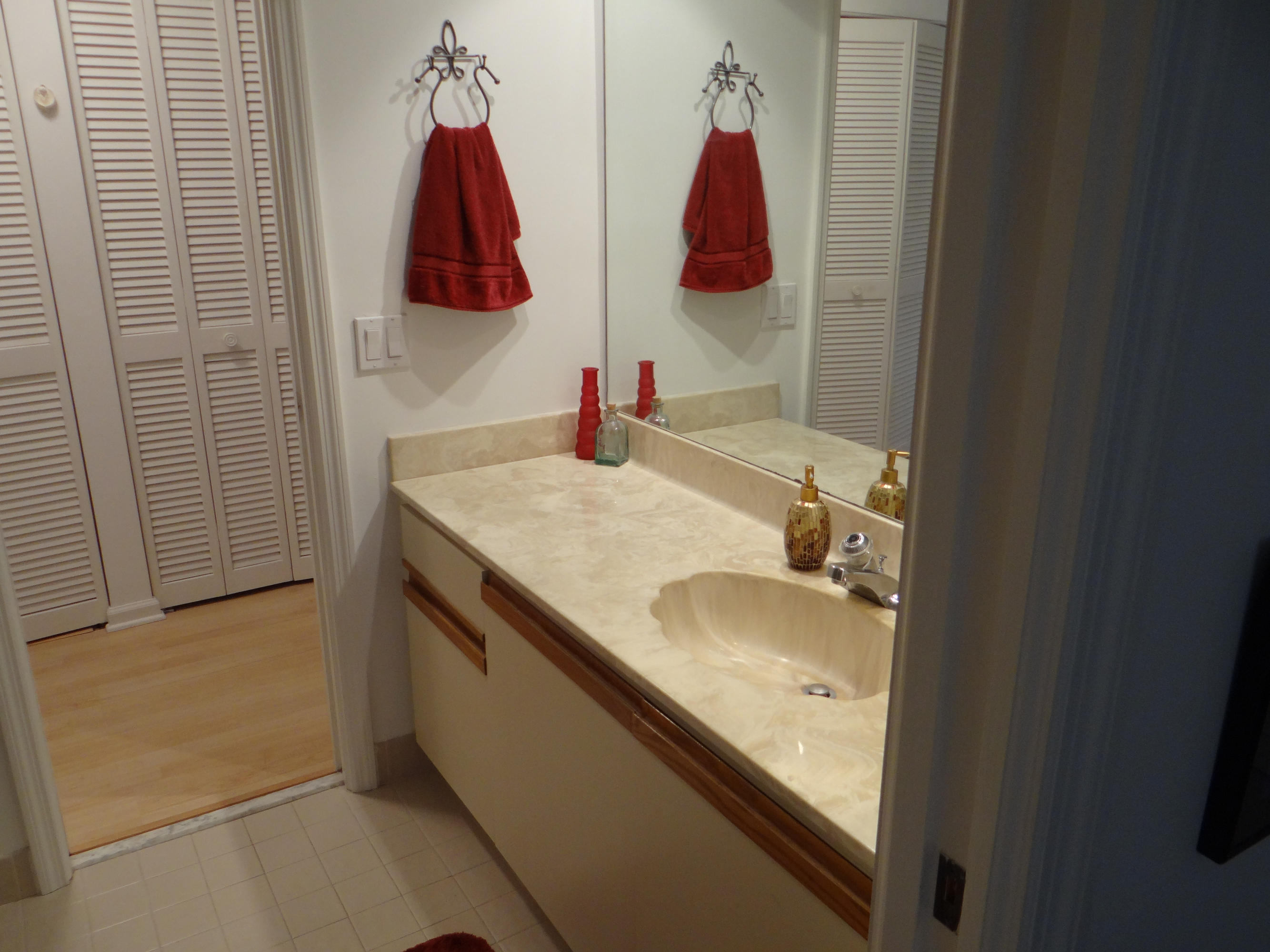 9352 Sable Ridge Circle, Unit D Boca Raton, FL 33428 - Photo 17 of 46 DSC01435