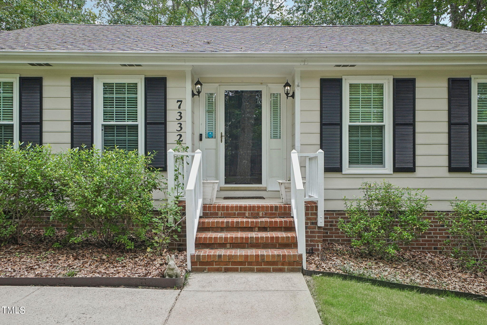 7332 Mill Ridge Road Raleigh, NC 27613 - Photo 3 of 32 Mill Ridge Rd-030