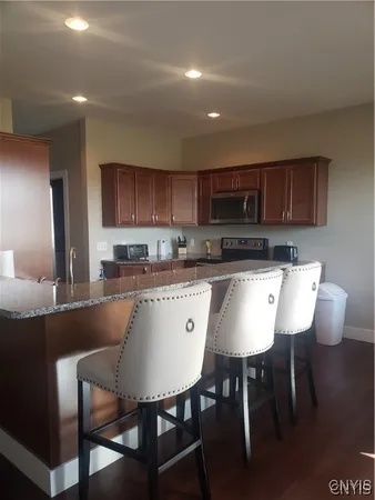 $2,100 | 4255 Bell Crest Drive, Unit LEFT, Cortlandville, NY 13045