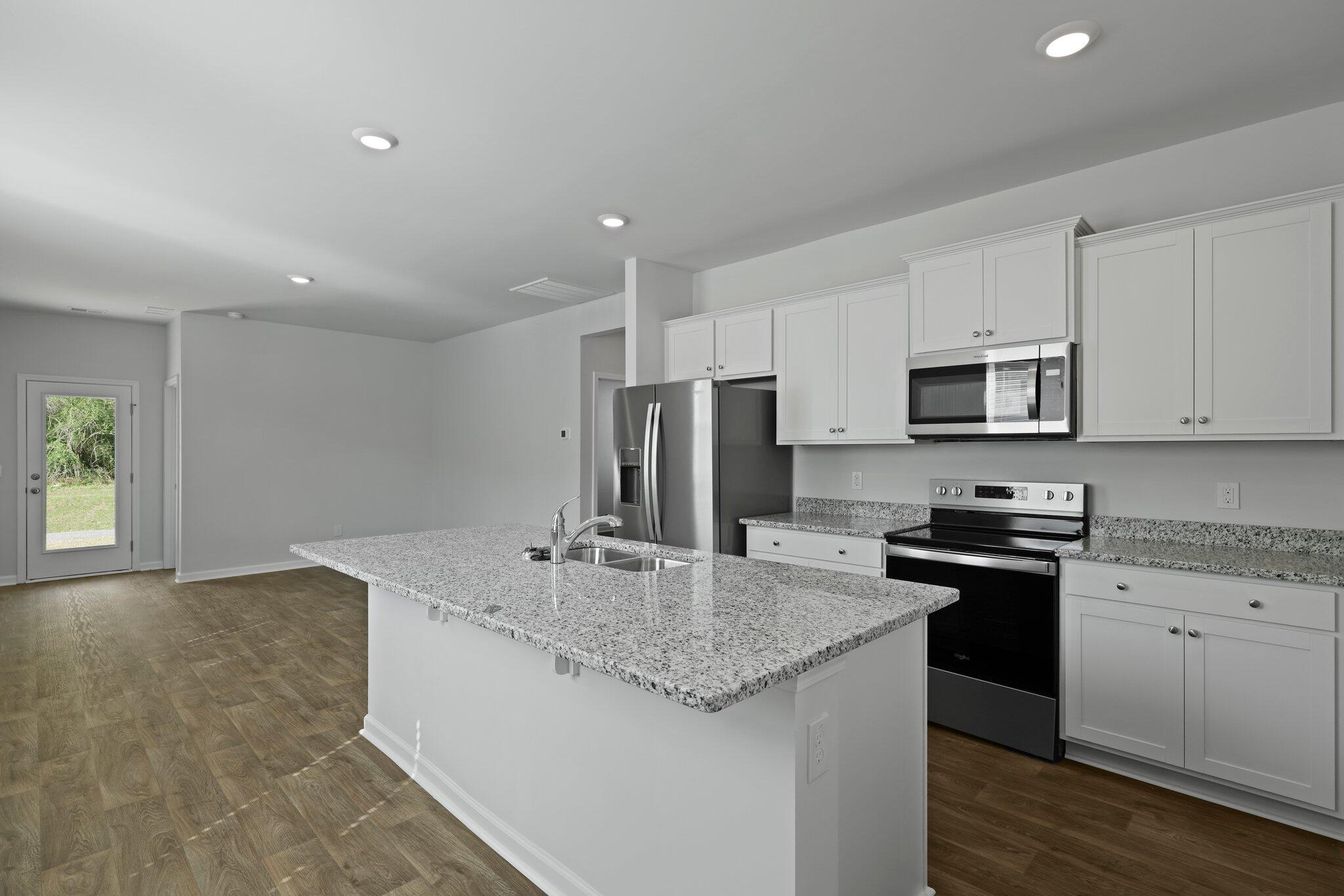 3947 Aberfeldy Lane Ravenel, SC 29470 - Photo 18 of 26 18-web-or-mls-550A0801