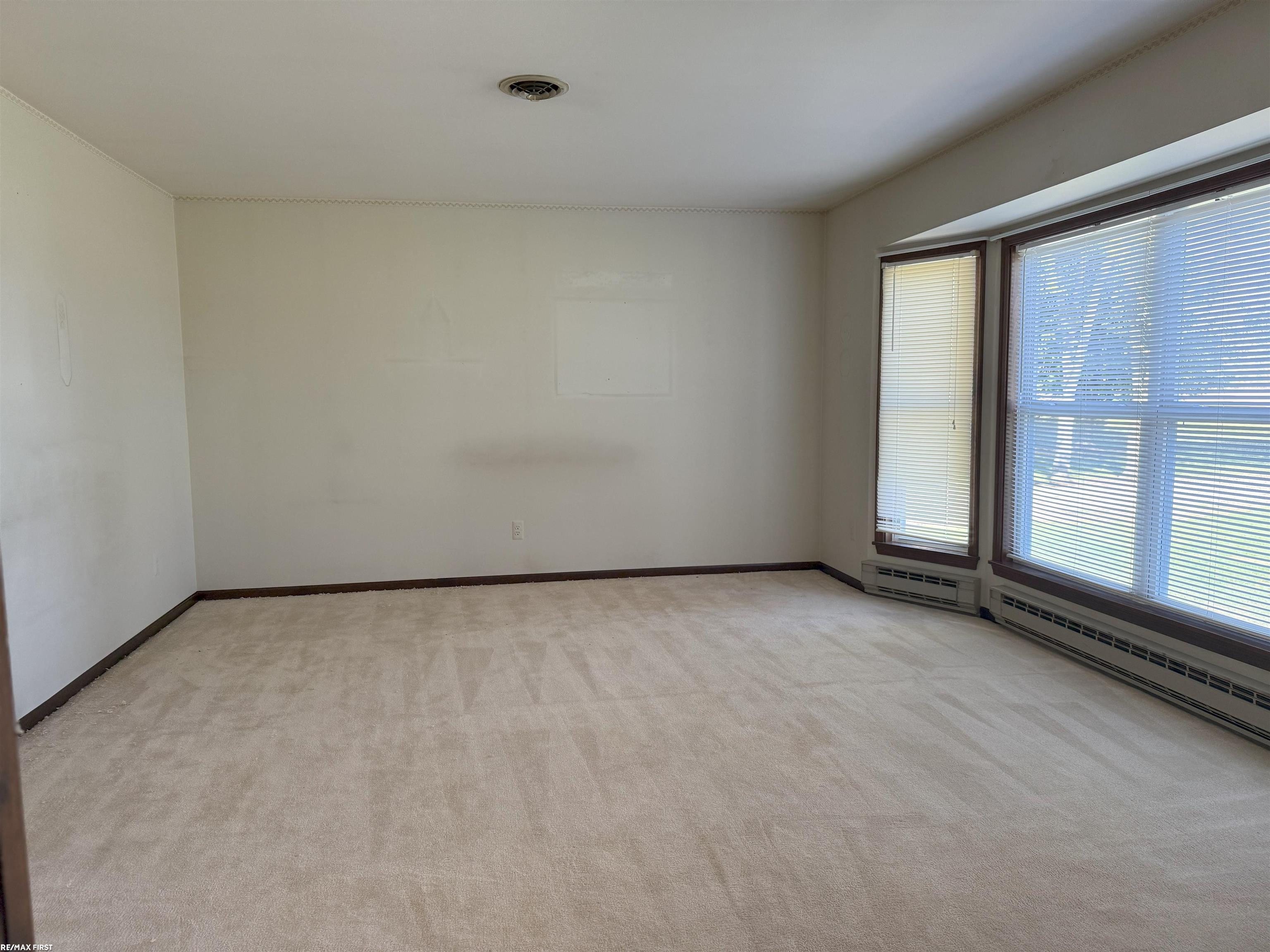 3880 Kidder Road Almont, MI 48003 - Photo 15 of 31 50158711-a7eebe11-29d3-4ef1-9ea9-eb9851b23b04.JPG