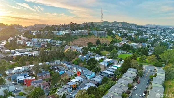$1,398,000 | 100 Farnum Street, San Francisco, CA 94131