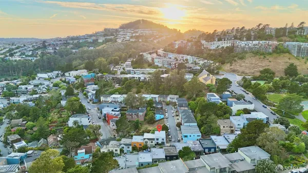 $1,398,000 | 100 Farnum Street, San Francisco, CA 94131