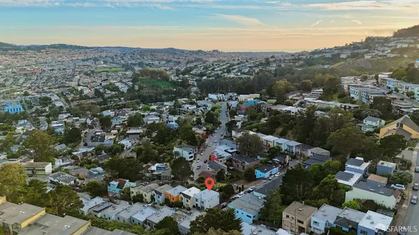 $1,398,000 | 100 Farnum Street, San Francisco, CA 94131