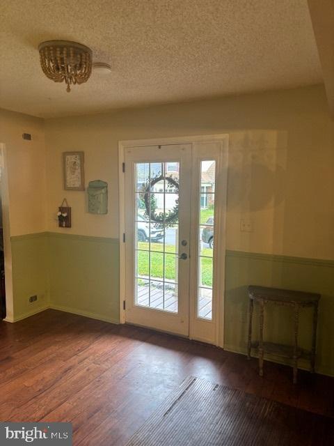 5 Madison Street Swedesboro, NJ 08085 - Photo 12 of 13 Living Room