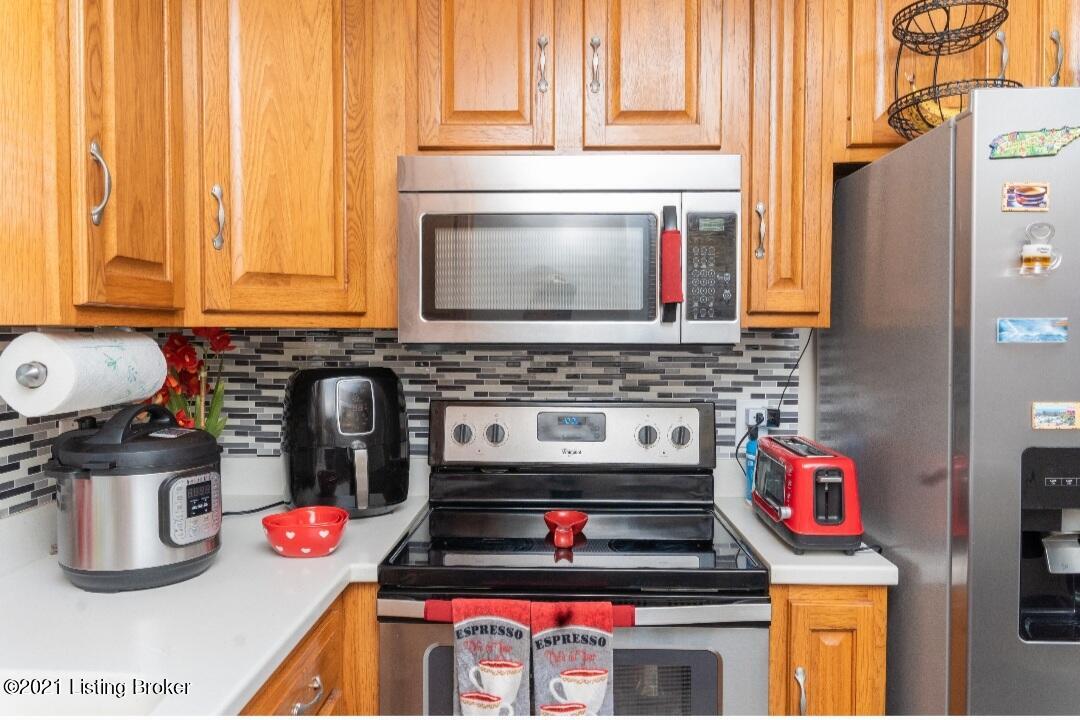 3711 Rouge Way Louisville, KY 40218 - Photo 12 of 33 Screenshot_20211016-100021_Gallery