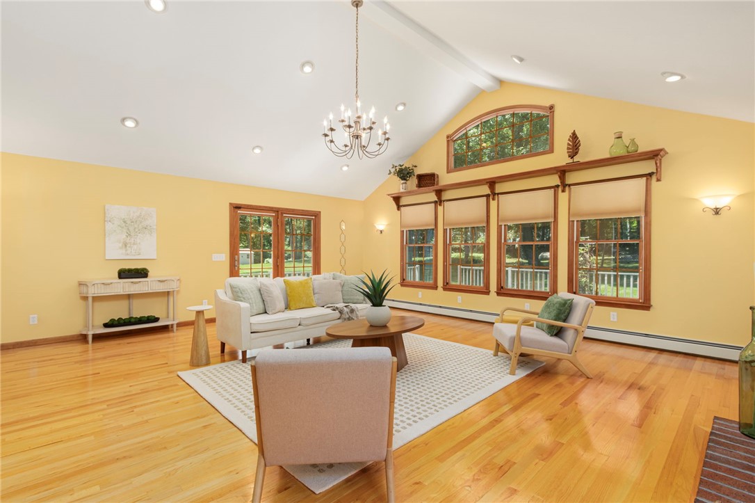 86 Wickham Road North Kingstown, RI 02852 - Photo 4 of 34 Gallery Image 4