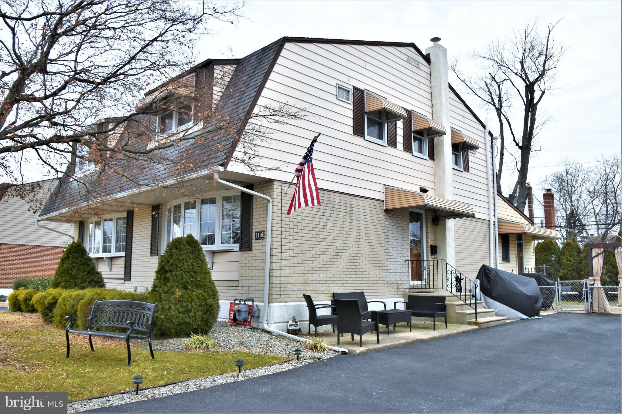 1426 Greenway Road Swarthmore, PA 19081 - Photo 5 of 65