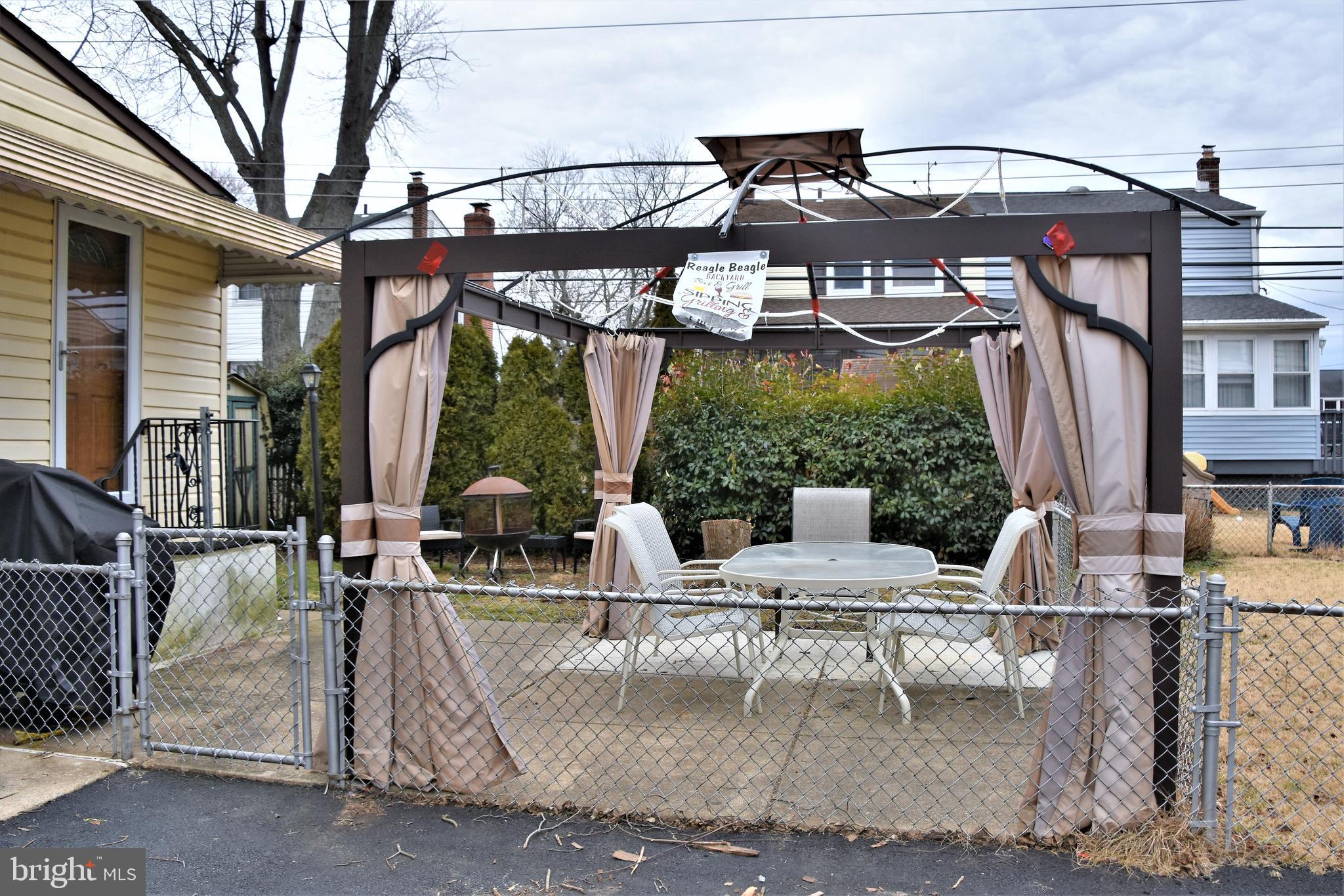 1426 Greenway Road Swarthmore, PA 19081 - Photo 6 of 65