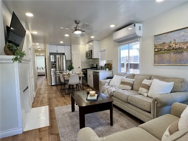 $2,500 | 1157 West 2nd Street, San Pedro, CA 90731