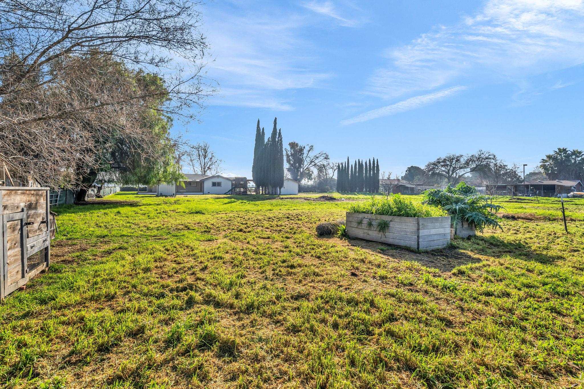 1660 Sunset Road Brentwood, CA 94513 - Photo 41 of 45 View of yard