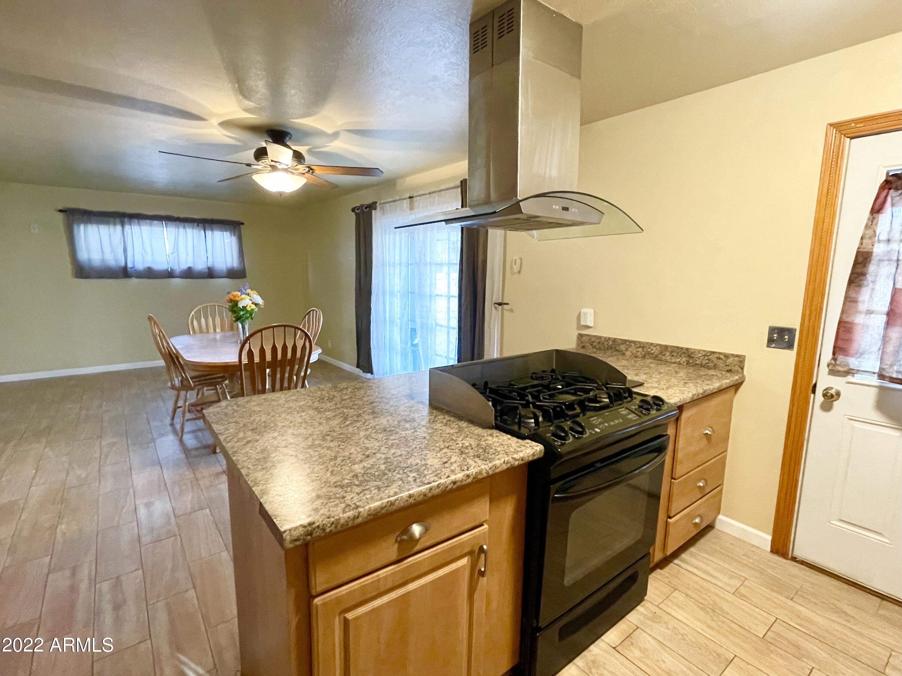3038 West Bloomfield Road Phoenix, AZ 85029 - Photo 9 of 31 09