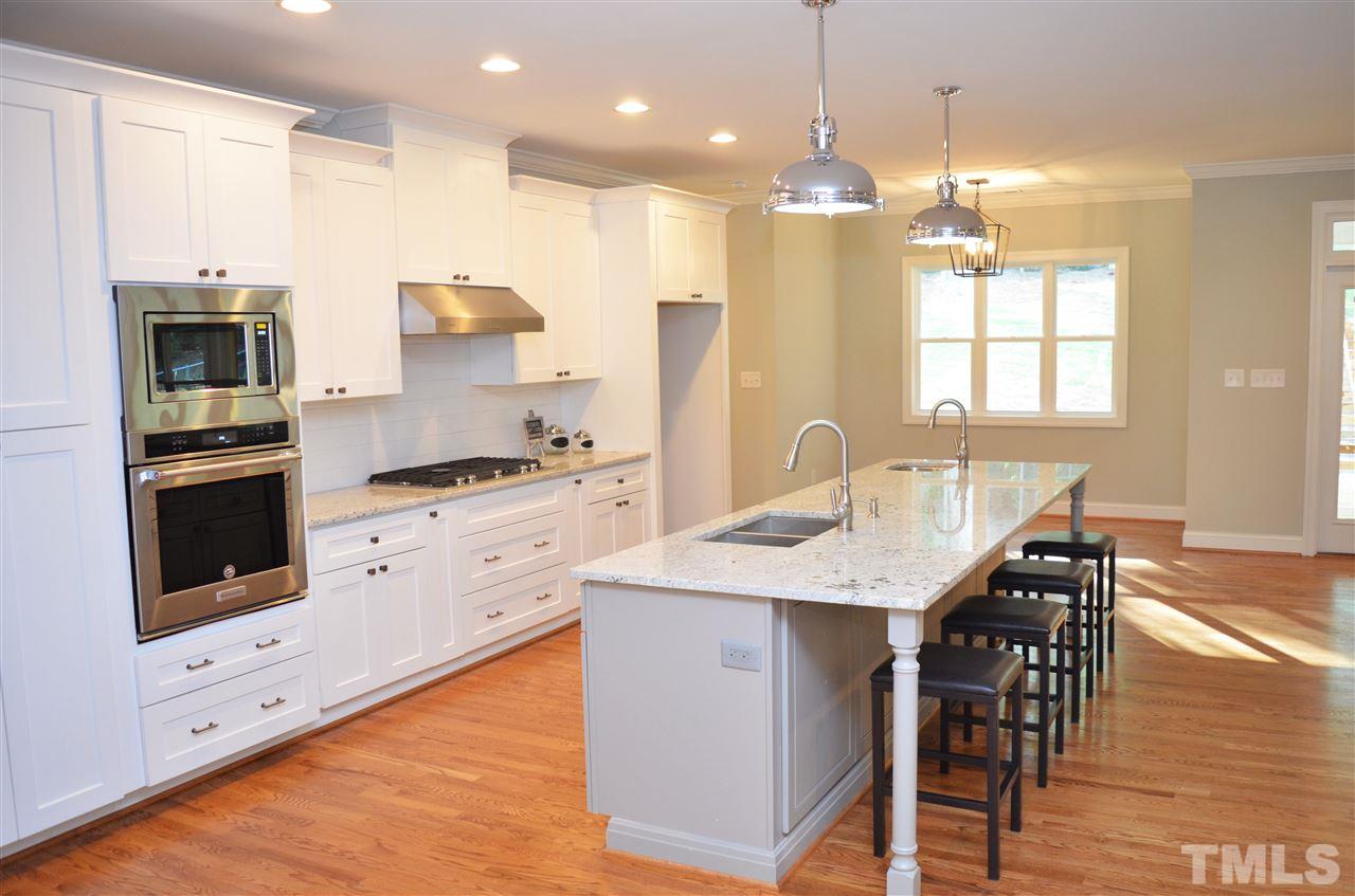 820 Davidson Street Raleigh, NC 27609 - Photo 3 of 25