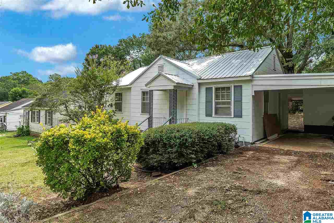105 Lancaster Street Talladega, AL 35160 - Photo 2 of 10