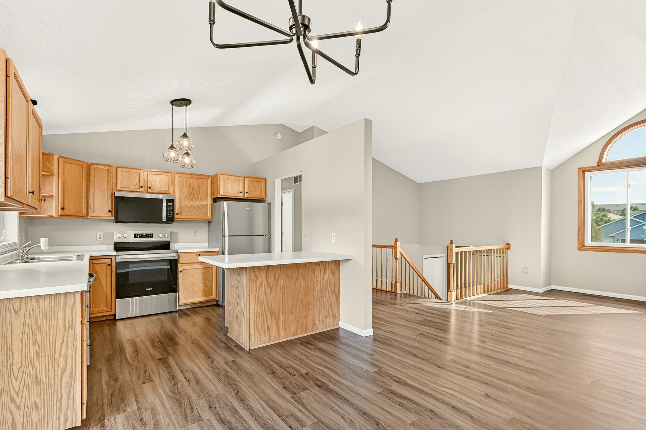 5319 Highgrove Lane Northwest Rochester, MN 55901 - Photo 7 of 30