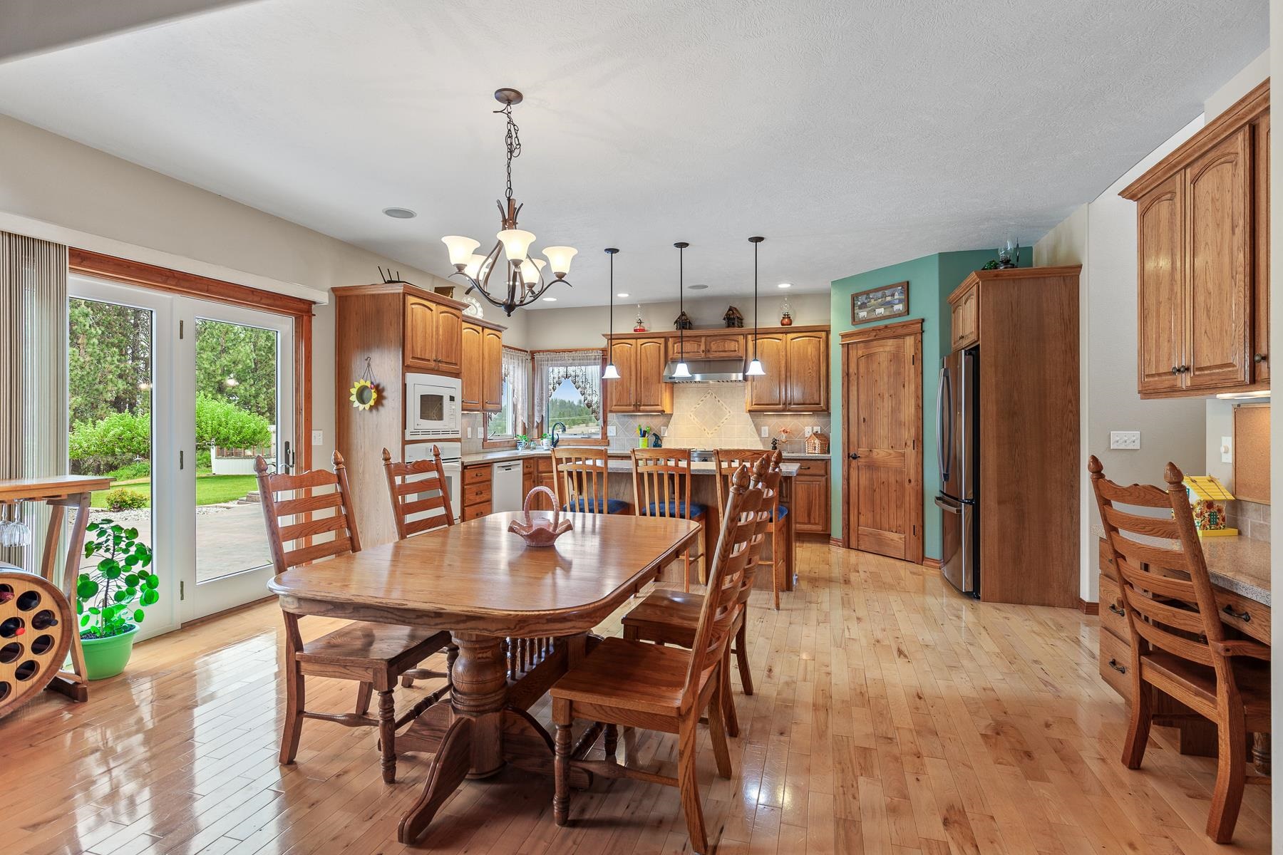 17509 North Hardesty Road Colbert, WA 99005 - Photo 5 of 50