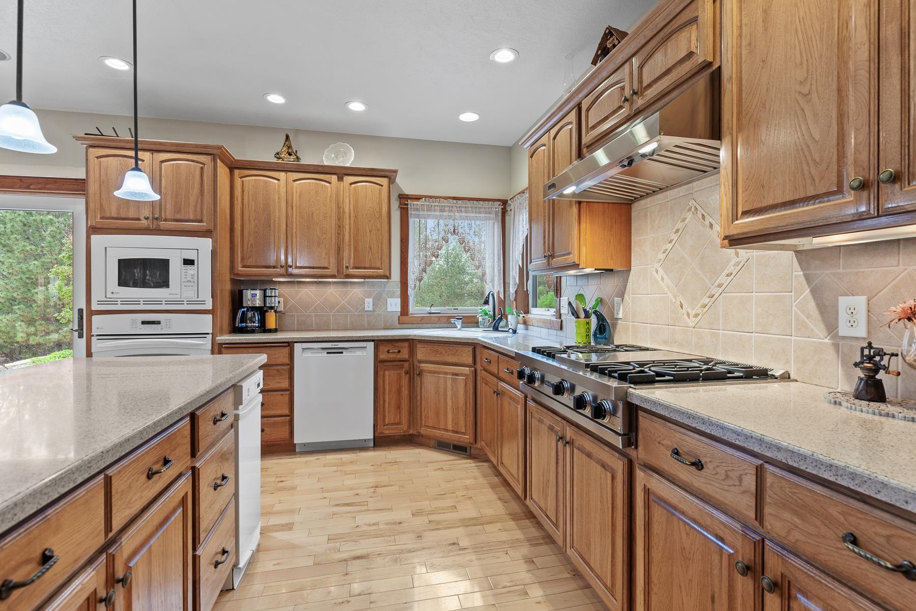 17509 North Hardesty Road Colbert, WA 99005 - Photo 8 of 50