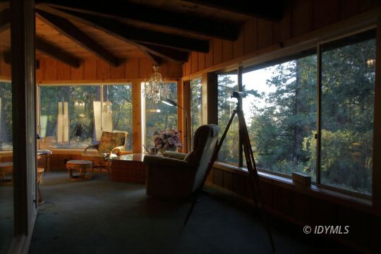 25270 Cougar Road Idyllwild, CA 92549 - Photo 22 of 35 Large Screened in Porch