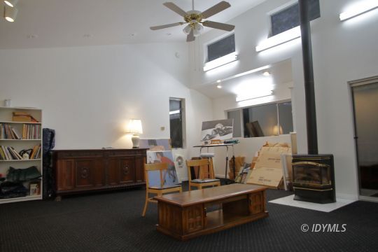 25270 Cougar Road Idyllwild, CA 92549 - Photo 29 of 35 Large detached art studio