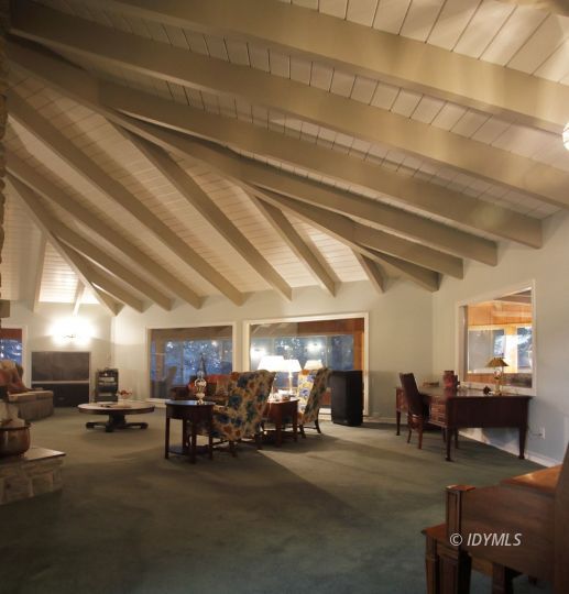 25270 Cougar Road Idyllwild, CA 92549 - Photo 8 of 35 Living Room in main house