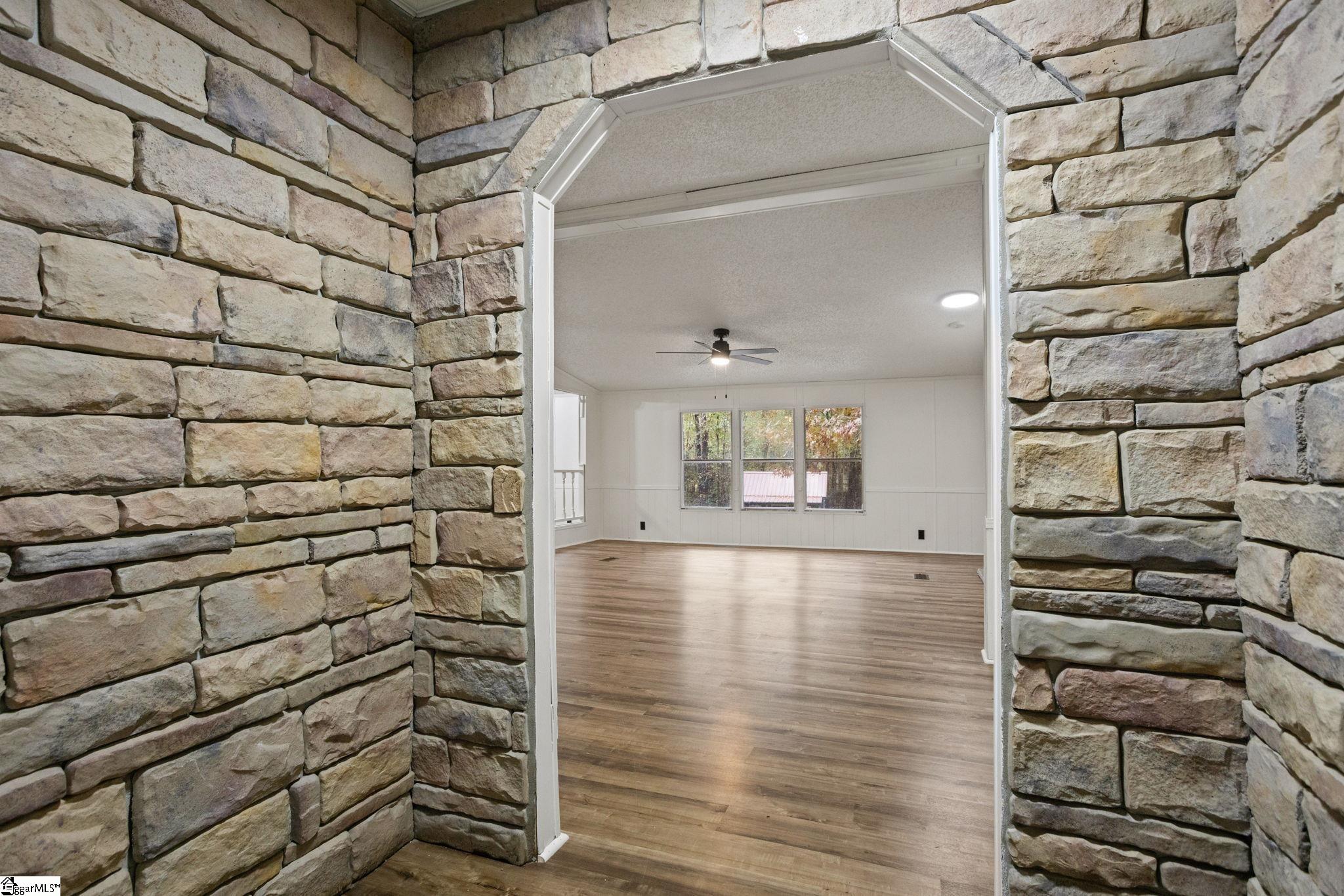 100 Epps Road Belton, SC 29627 - Photo 5 of 29