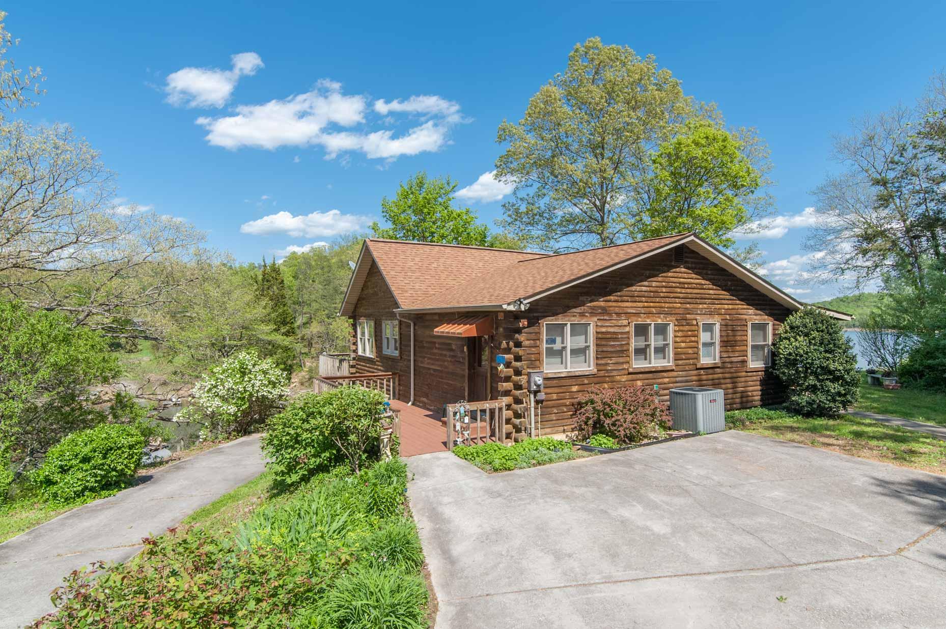 297 Turtle Pointe Bean Station, TN 37708 - Photo 3 of 24 3