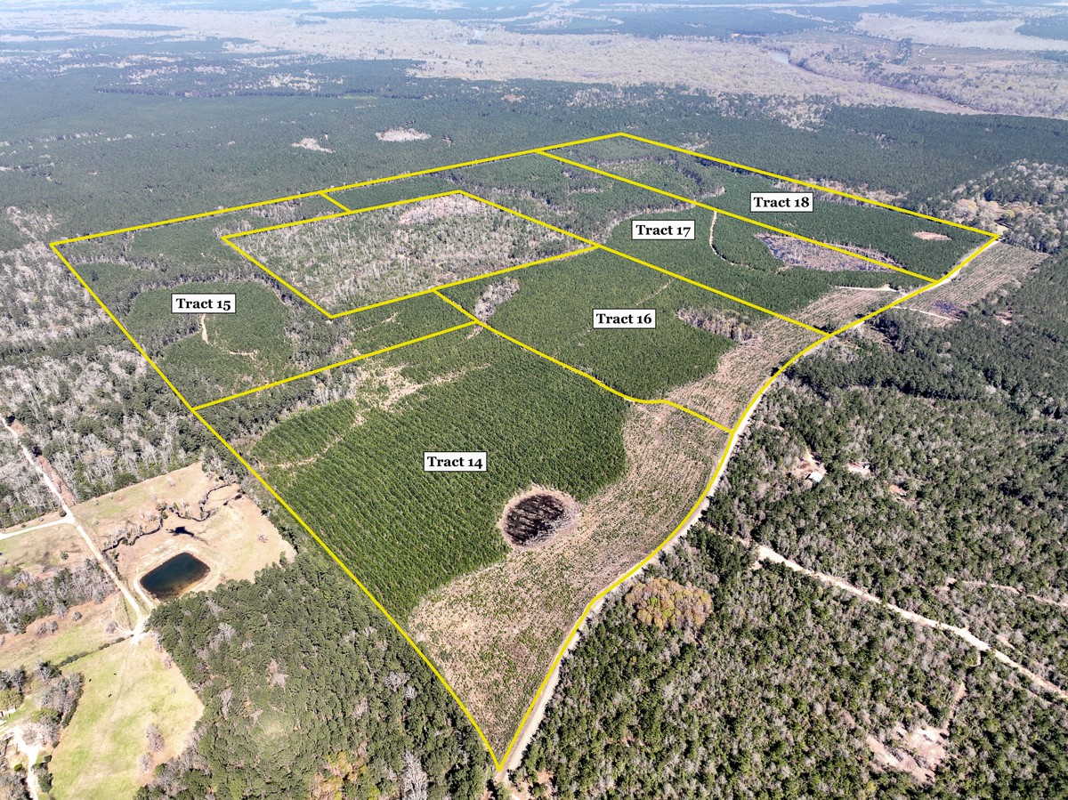 view of a tennis court