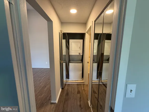 $1,900 | 1508 B Summerchase Court, Reston, VA 20194