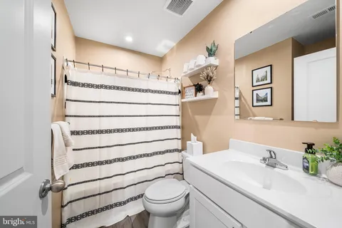 $365,000 | 135 Van Fleet Circle, Pottstown, PA 19464