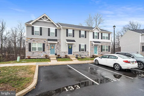 $365,000 | 135 Van Fleet Circle, Pottstown, PA 19464