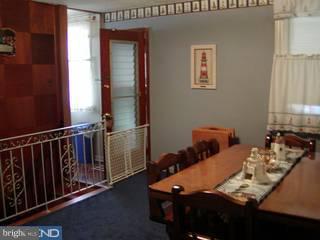 7424 Dungan Road Philadelphia, PA 19111 - Photo 3 of 6 Gallery Image 3