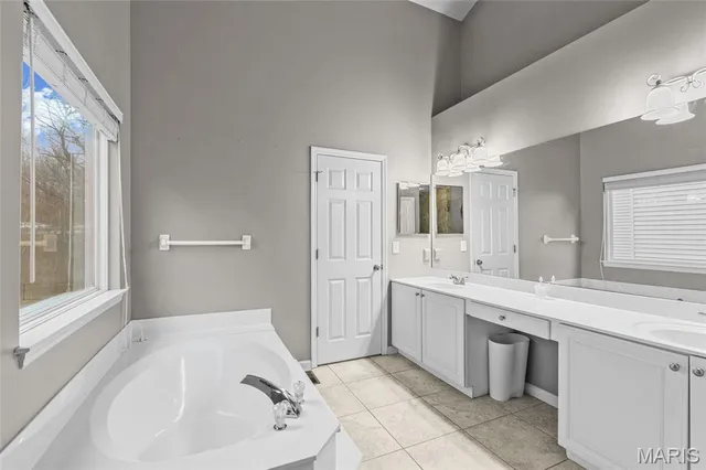 $459,900 | 780 Emerald Oaks Court, Eureka, MO 63025