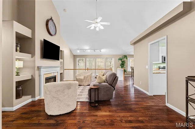 $459,900 | 780 Emerald Oaks Court, Eureka, MO 63025