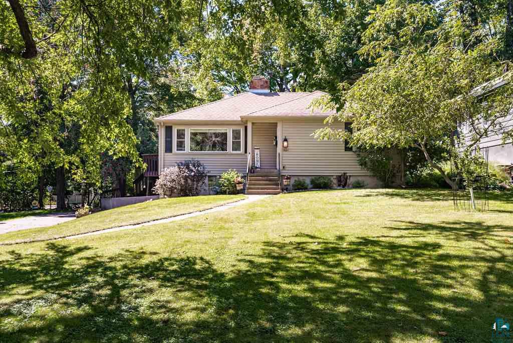 1921 Hartley Road Duluth, MN 55803 - Photo 1 of 43 Gallery Image 1