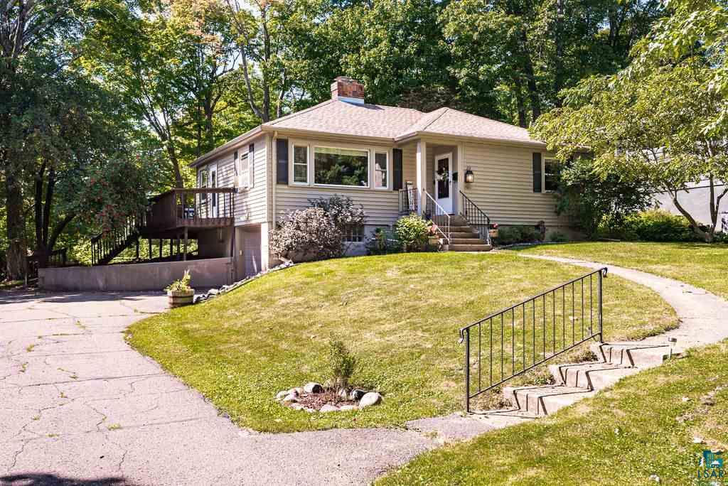 1921 Hartley Road Duluth, MN 55803 - Photo 3 of 43 Gallery Image 3