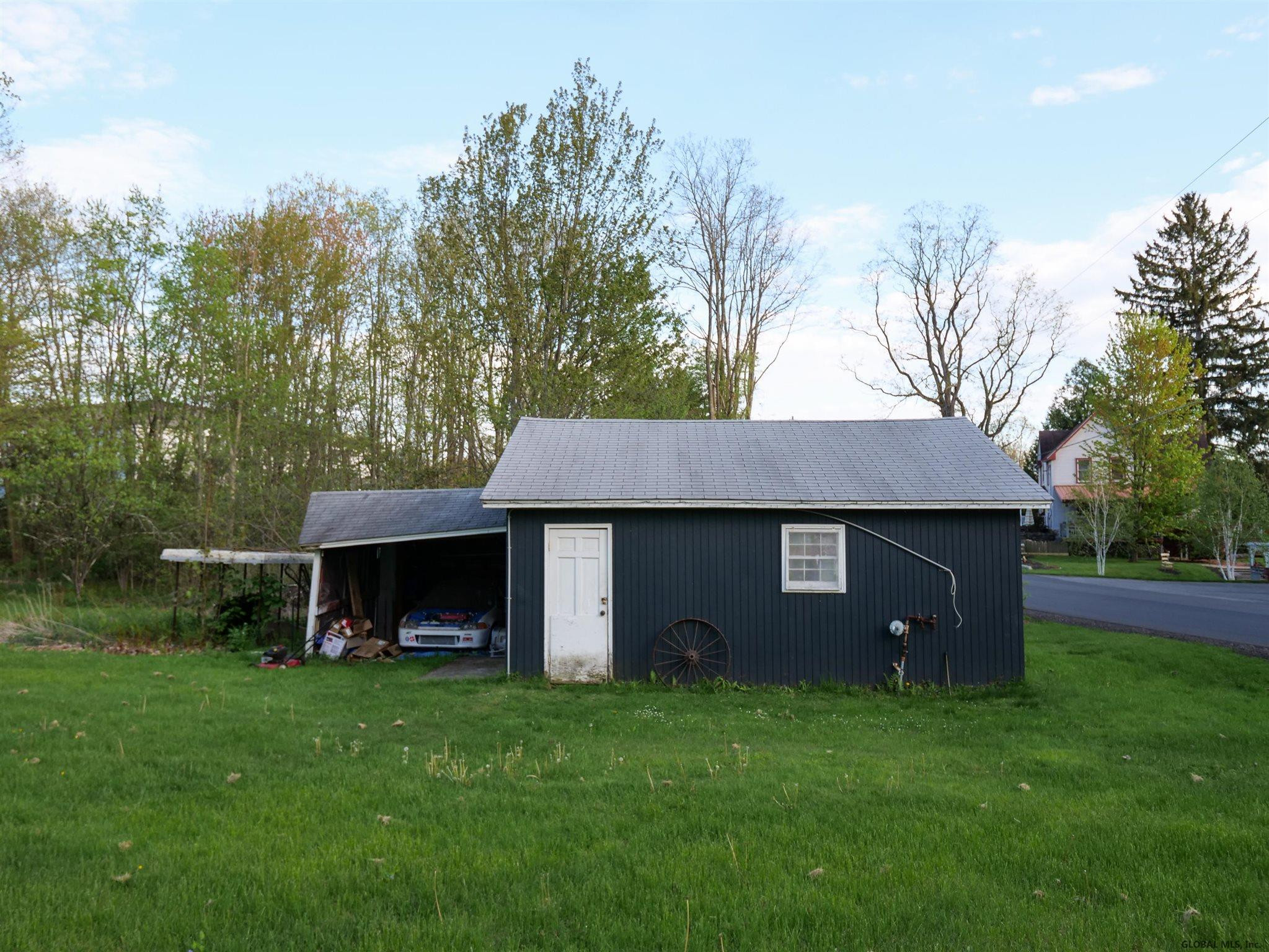 512 Sherman Road Milton, NY 12020 - Photo 5 of 21 Photo 5